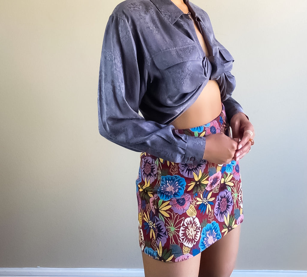 90s Floral Printed Mini Skirt (2/4)